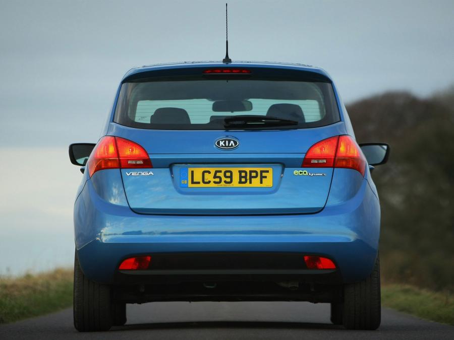 Kia Venga 2009 года  (UK) (фото 7 из 16)